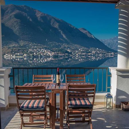 Villa Rossa Kotor Luaran gambar