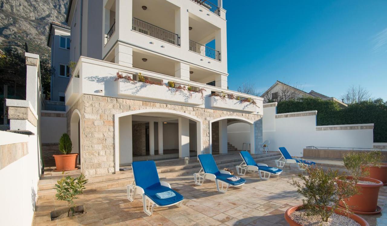 Villa Rossa Kotor Luaran gambar