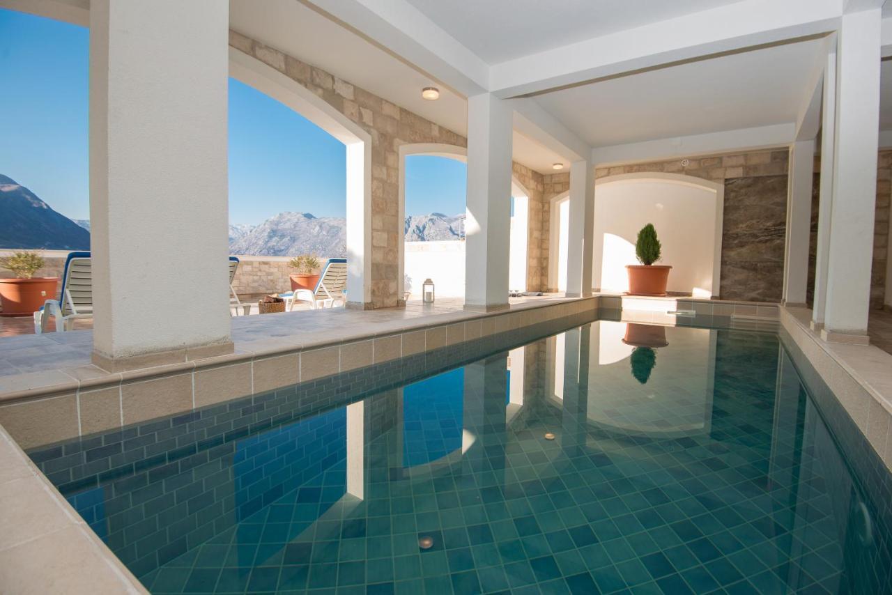 Villa Rossa Kotor Luaran gambar