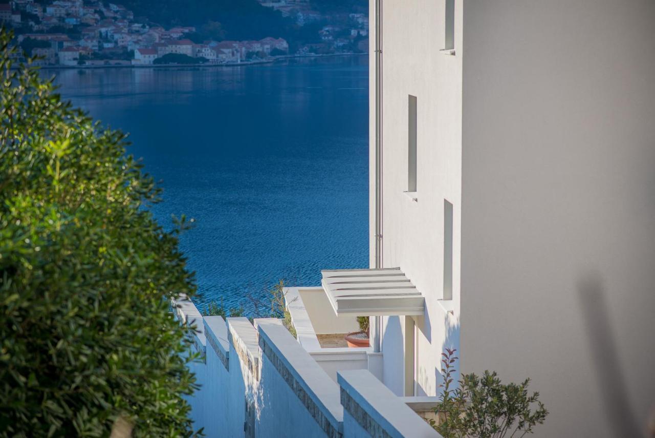 Villa Rossa Kotor Luaran gambar