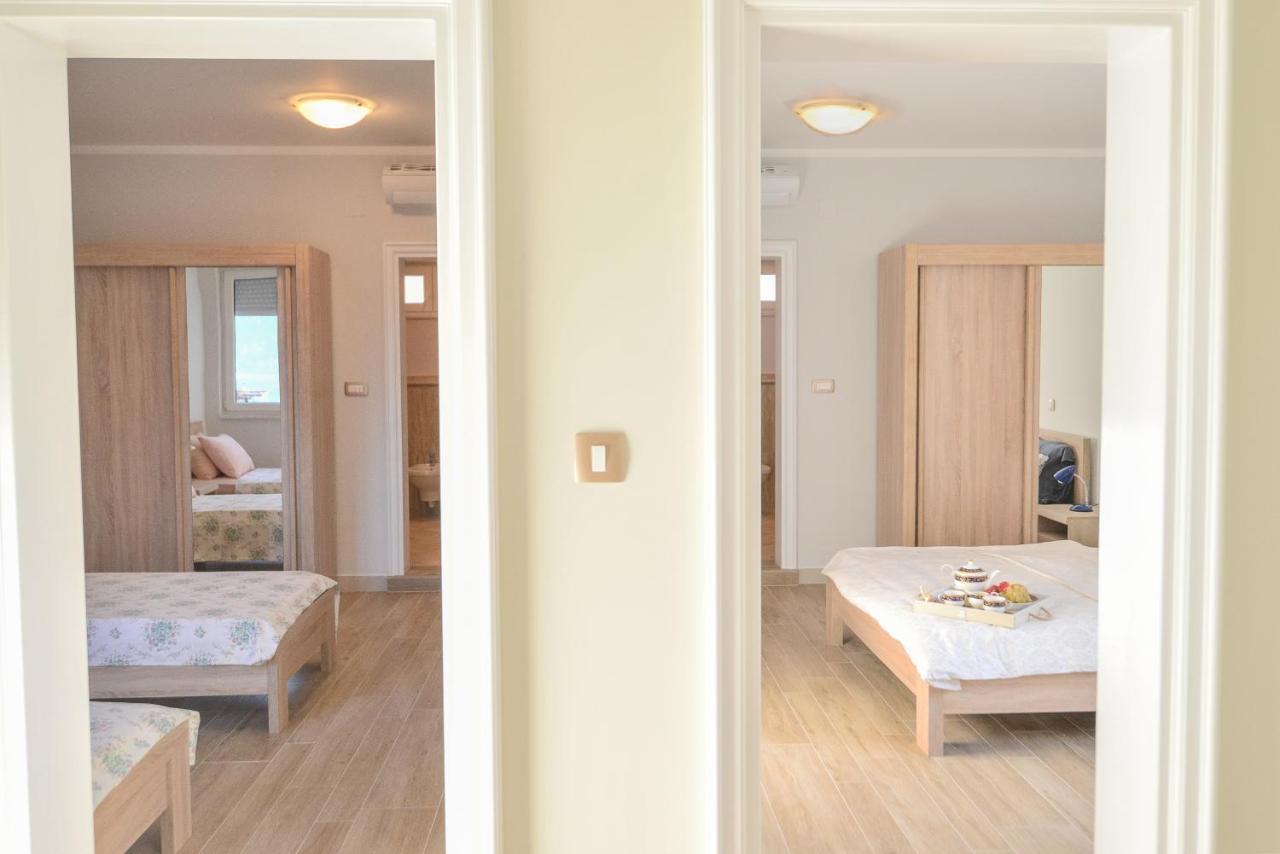 Villa Rossa Kotor Luaran gambar